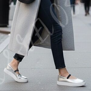 Seychelles Moon Child Silver Metallic Platform Loafer Sneakers Size 8.5 NWB